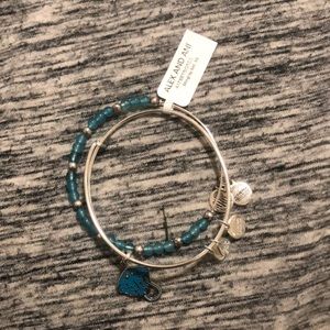 Stingray Alex and Ani Set